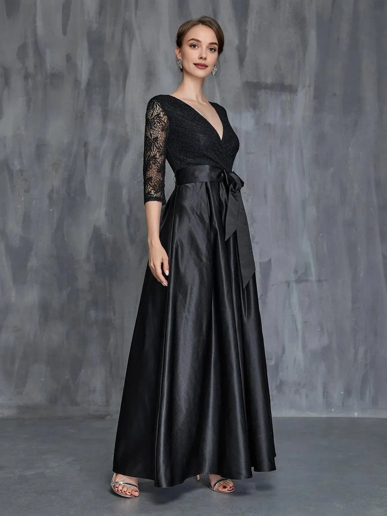 Elegant A-Line V Neck Long Sleeve Zipper Up Floor-Length Prom Dress